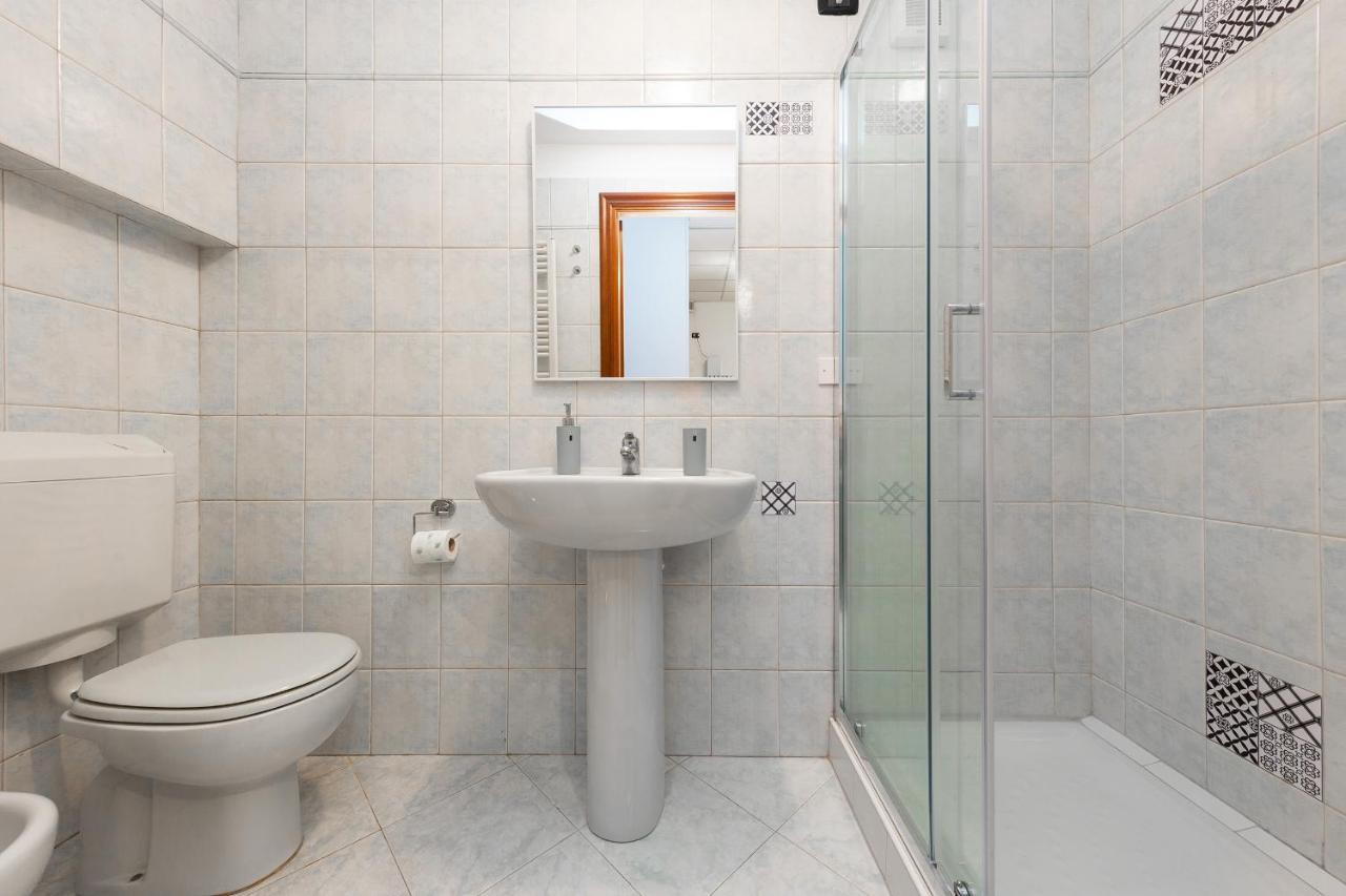La Gioiosa - Top Location - Modern Apartment Near Metro Bengasi Torino Kültér fotó