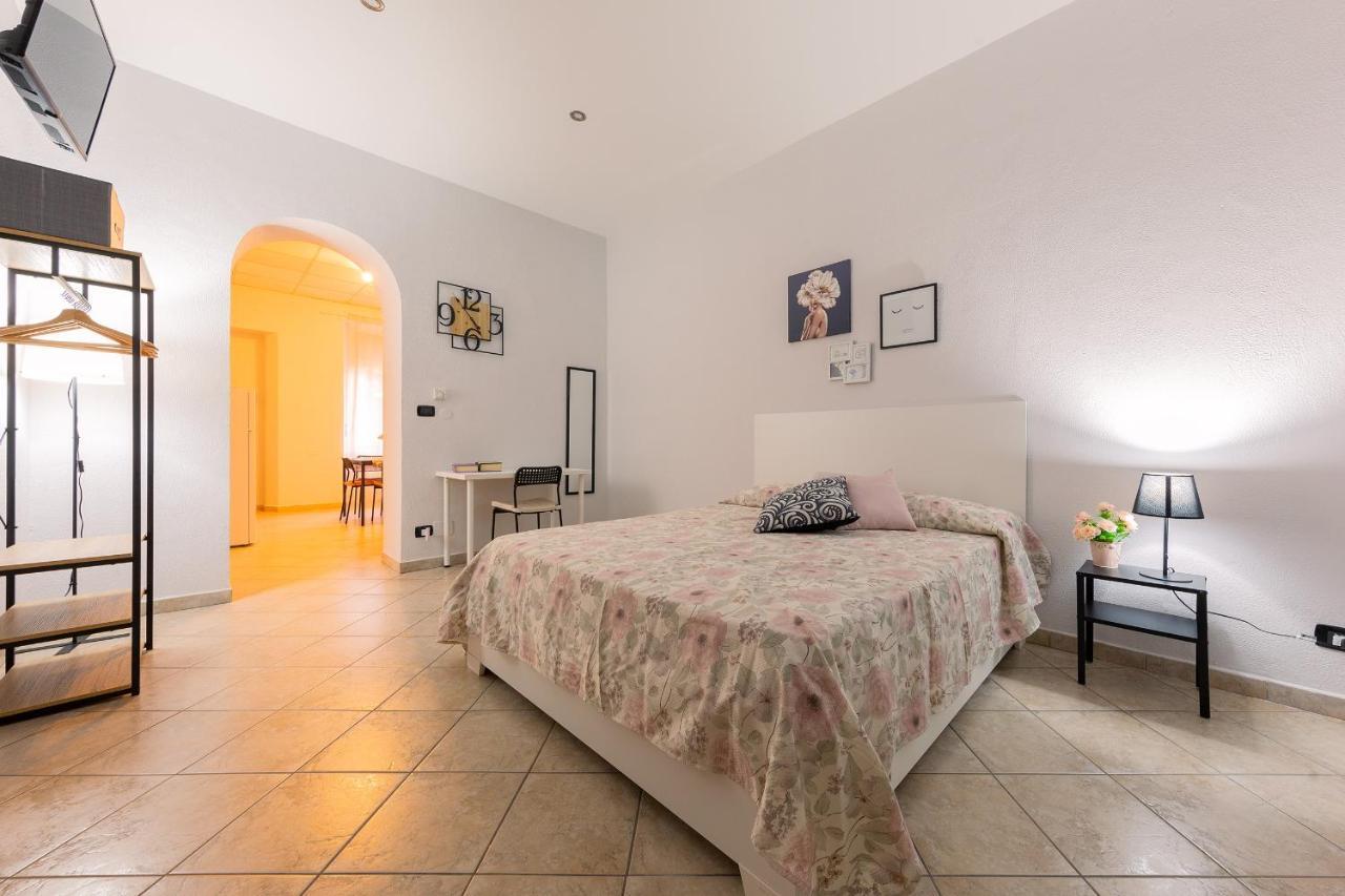 La Gioiosa - Top Location - Modern Apartment Near Metro Bengasi Torino Kültér fotó
