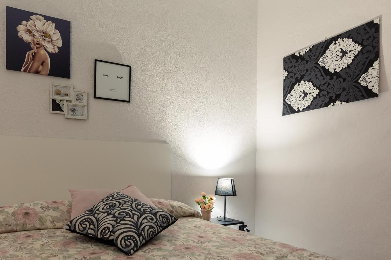 La Gioiosa - Top Location - Modern Apartment Near Metro Bengasi Torino Kültér fotó